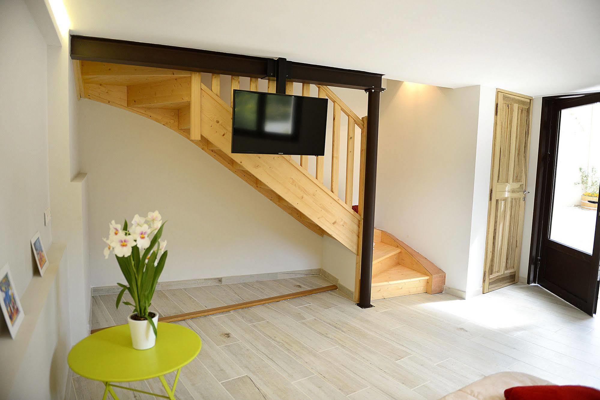 Mas De Carabelle Bed & Breakfast La Roque-Alric Bagian luar foto