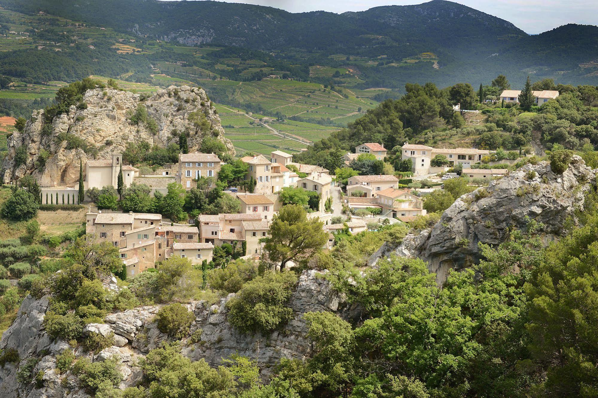 Mas De Carabelle Bed & Breakfast La Roque-Alric Bagian luar foto